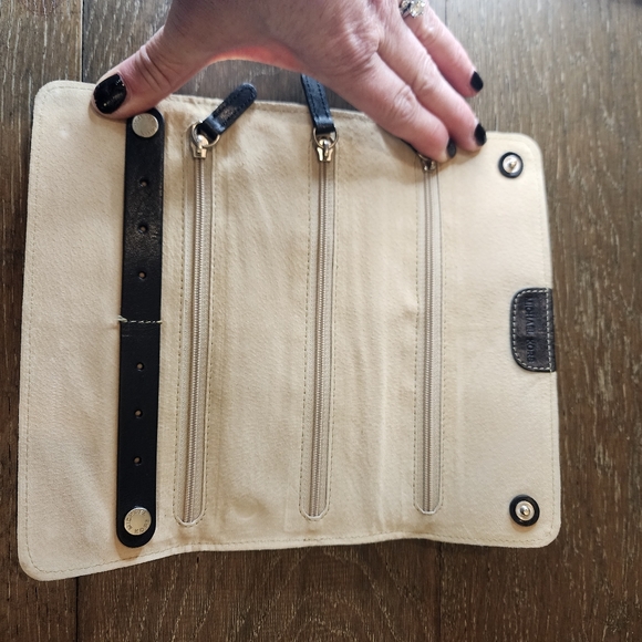 Michael Kors wallet watch case - Picture 3 of 7